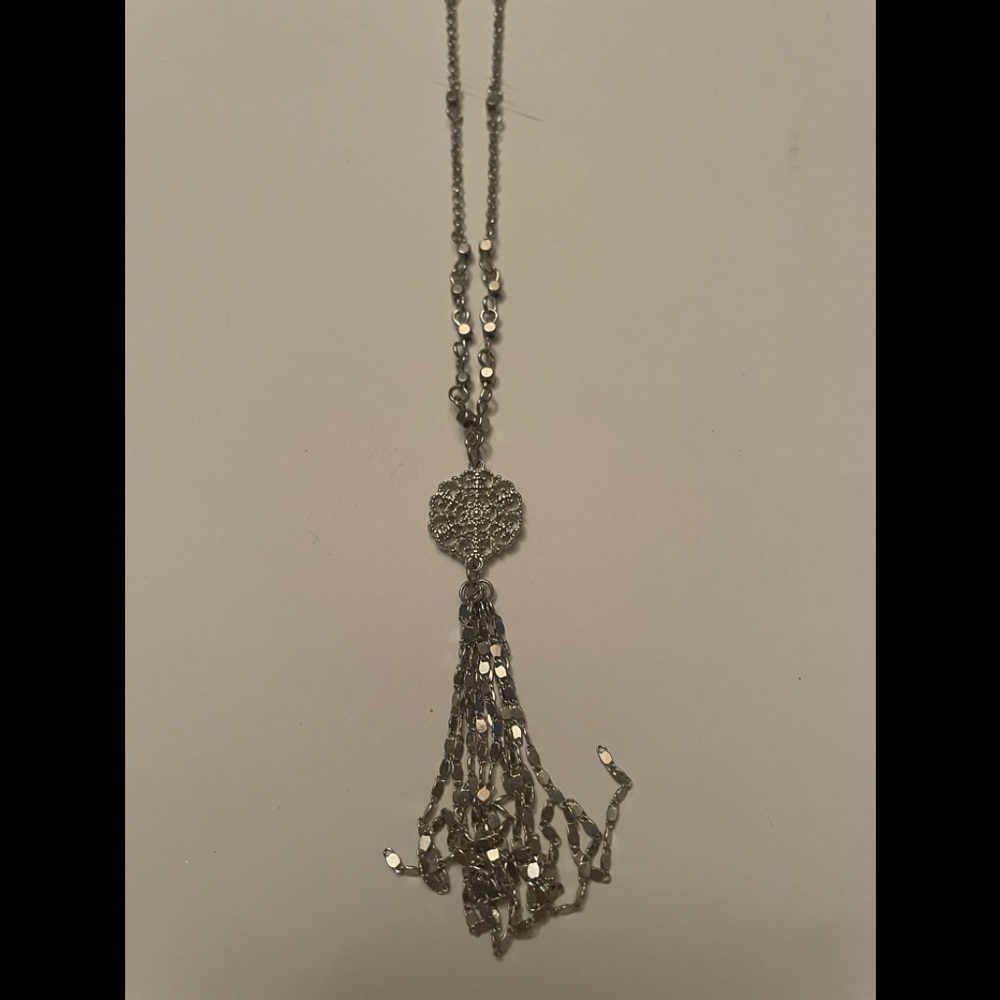 Silver Toned Necklace With Dangles With Extender